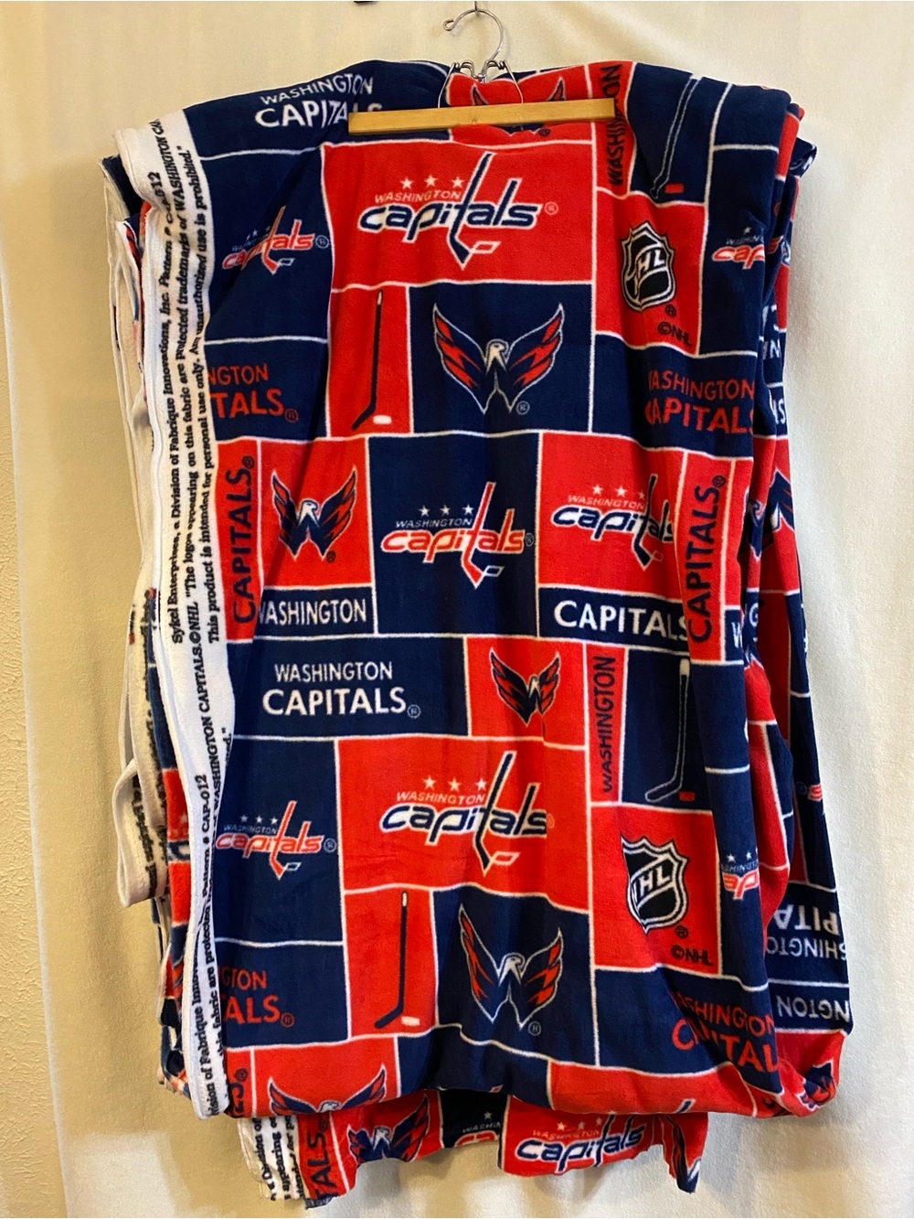 9+ yards Washington Capitals NHL hockey anti-pill polyester fleece fabric